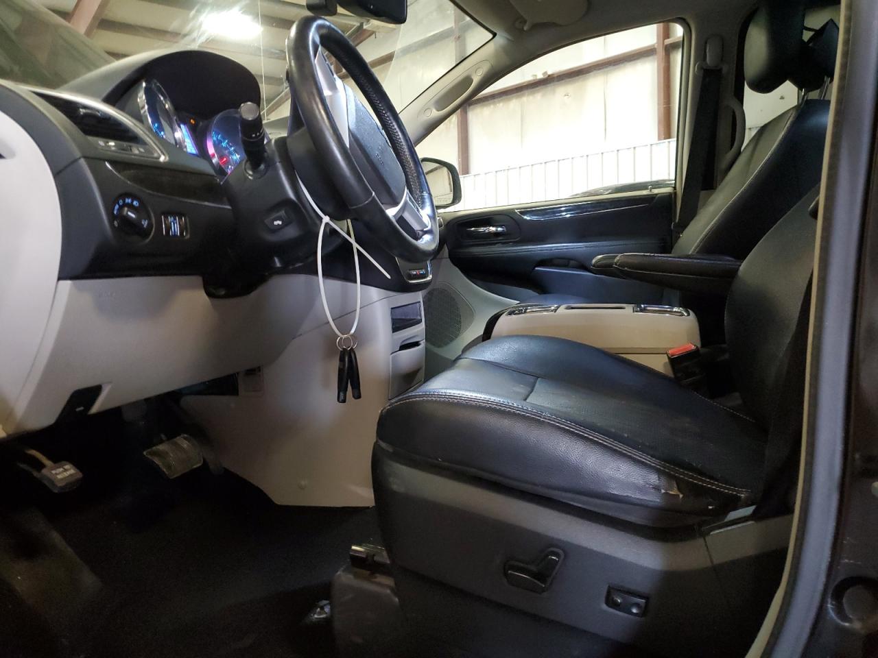 2014 Chrysler Town & Country Touring L VIN: 2C4RC1CG3ER409720 Lot: 64558245