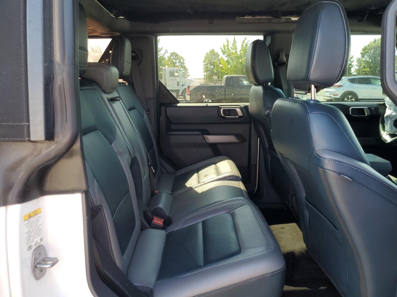 2021 Ford Bronco Base VIN: 1FMEE5DP8MLA91160 Lot: 64061855