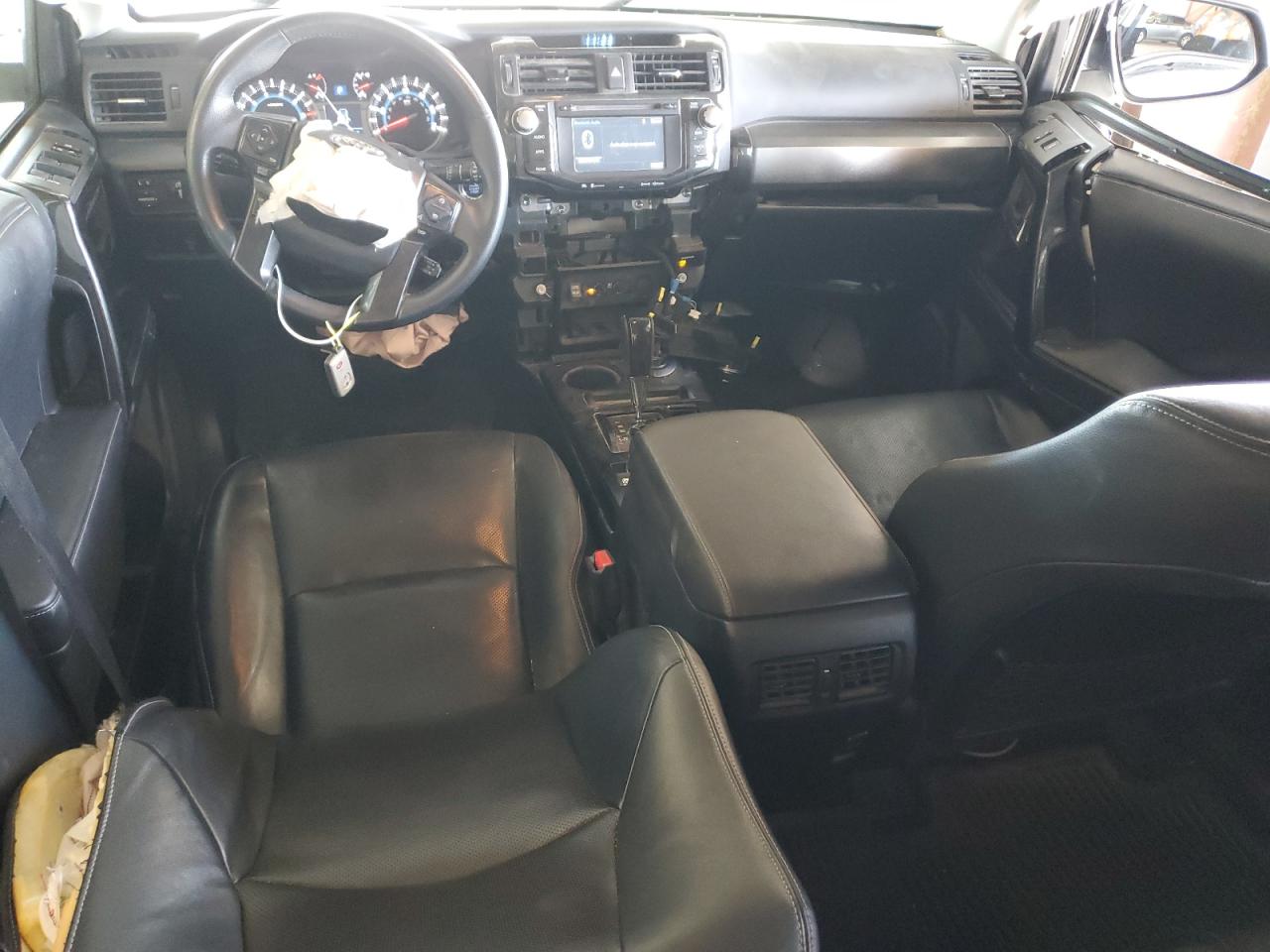 2019 Toyota 4Runner Sr5/Sr5 Premium VIN: JTEBU5JRXK5698223 Lot: 63716405