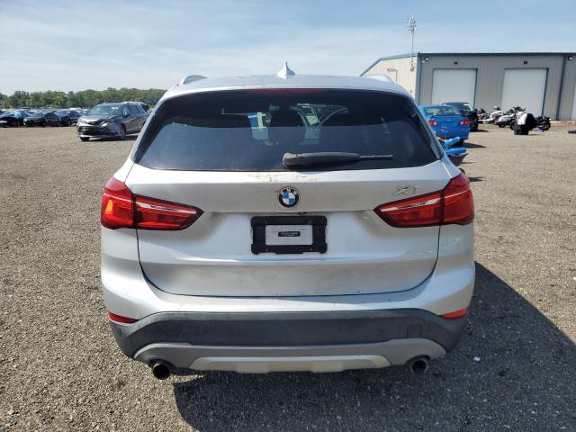  BMW X1 2018 Серебристый