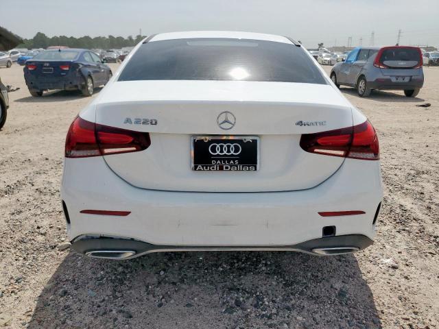  MERCEDES-BENZ A-CLASS 2022 Белы