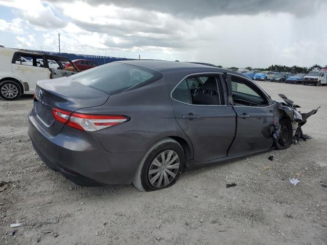  TOYOTA CAMRY 2018 Szary