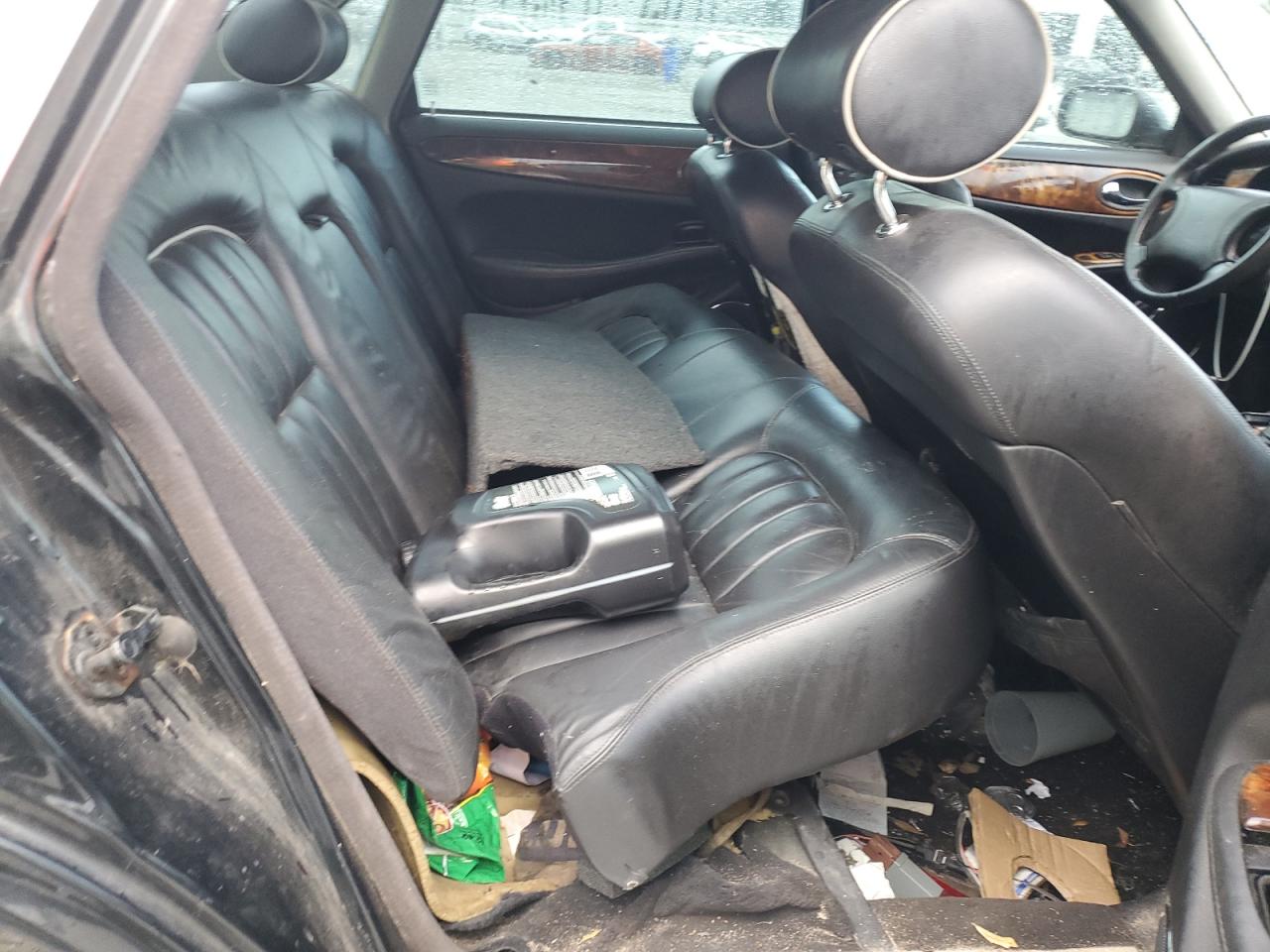 2000 Jaguar Xj8 VIN: SAJDA14C1YLF03320 Lot: 65401035