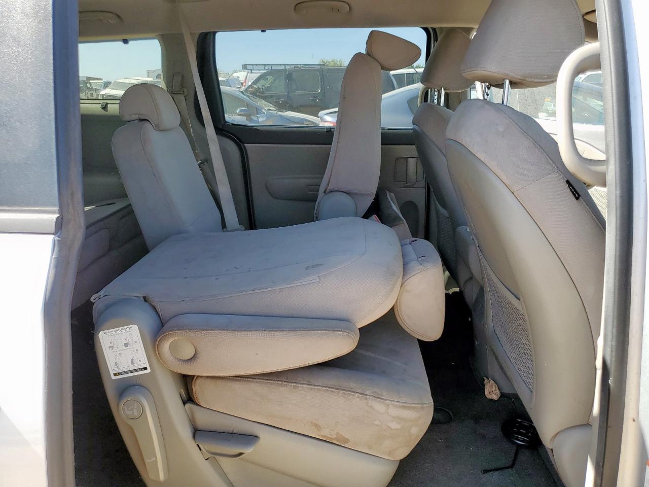 2015 Kia Sedona Lx VIN: KNDMB5C19F6058692 Lot: 66756495