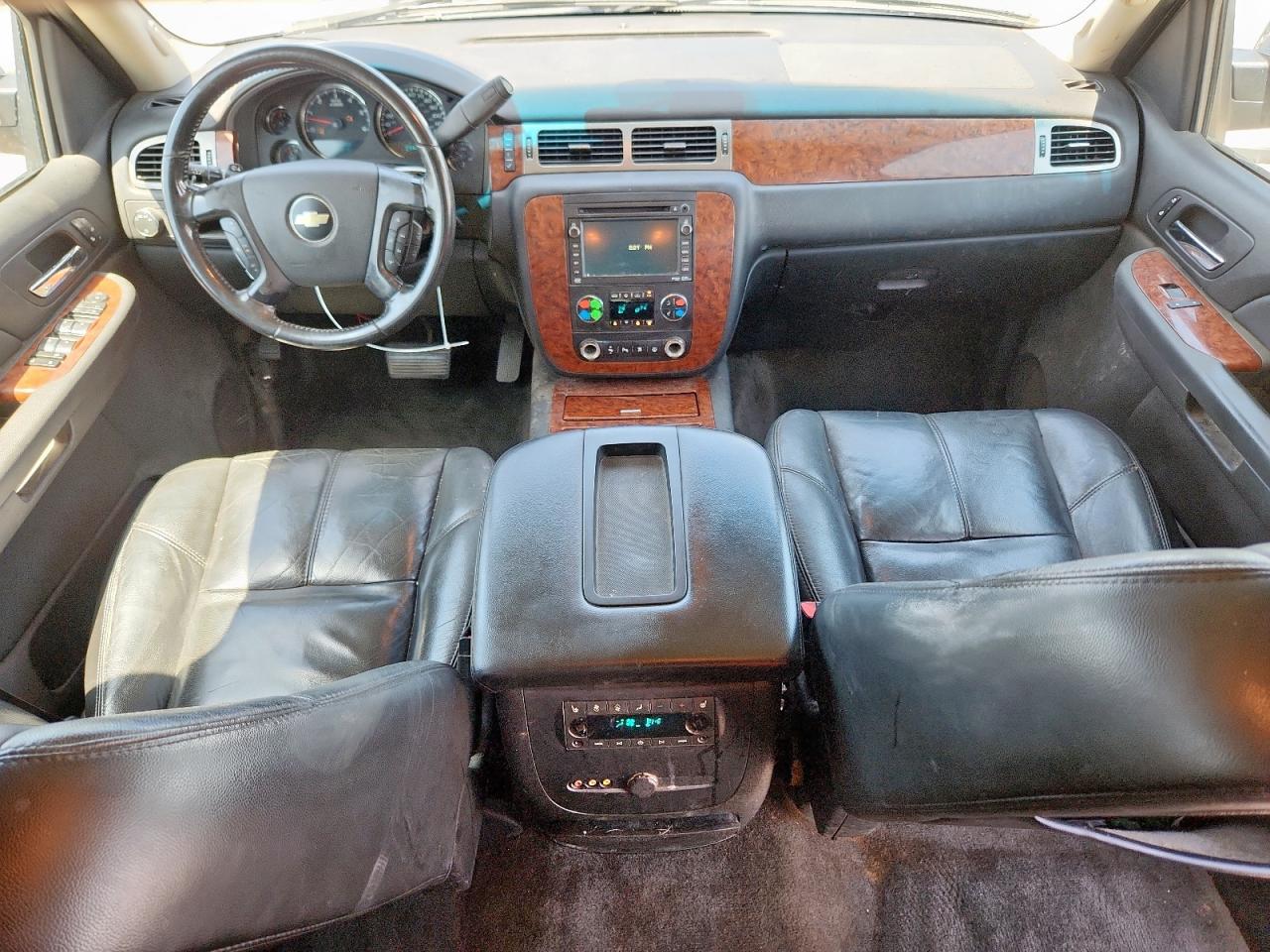 2007 Chevrolet Suburban C1500 VIN: 1GNFC160X7R313925 Lot: 65341235