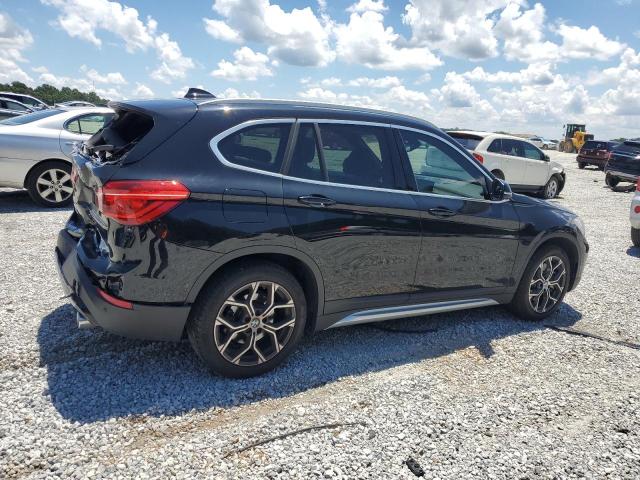  BMW X1 2021 Черный