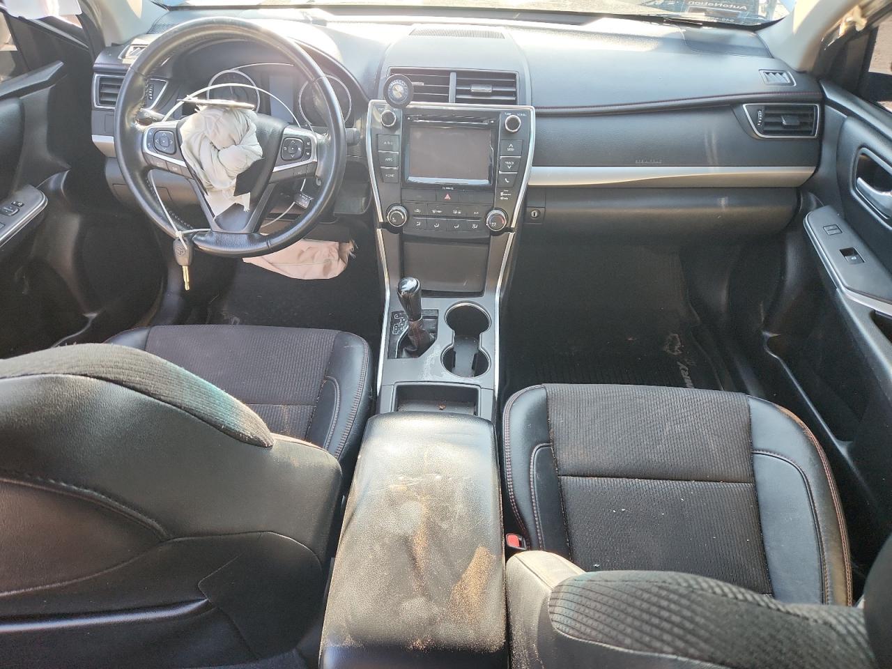 4t1bf1fk2gu207218 4T1BF1FK2GU207218 2016 Toyota Camry Le