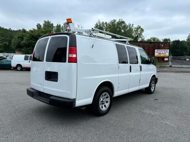 Vans CHEVROLET EXPRESS 2013 White