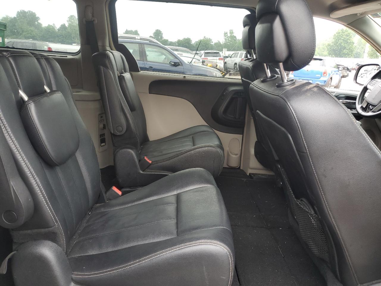 2014 Chrysler Town & Country Touring VIN: 2C4RC1BG5ER303576 Lot: 64283985