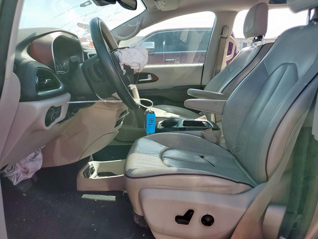2017 Chrysler Pacifica Limited VIN: 2C4RC1GG7HR537635 Lot: 64882035