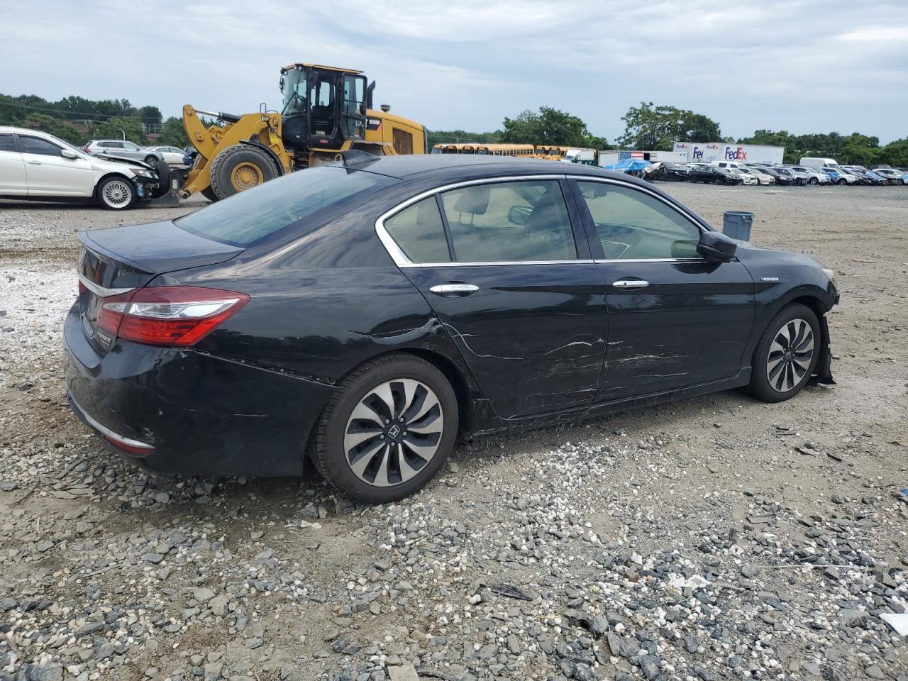 2017 Honda Accord Touring Hybrid VIN: JHMCR6F73HC021735 Lot: 64437075