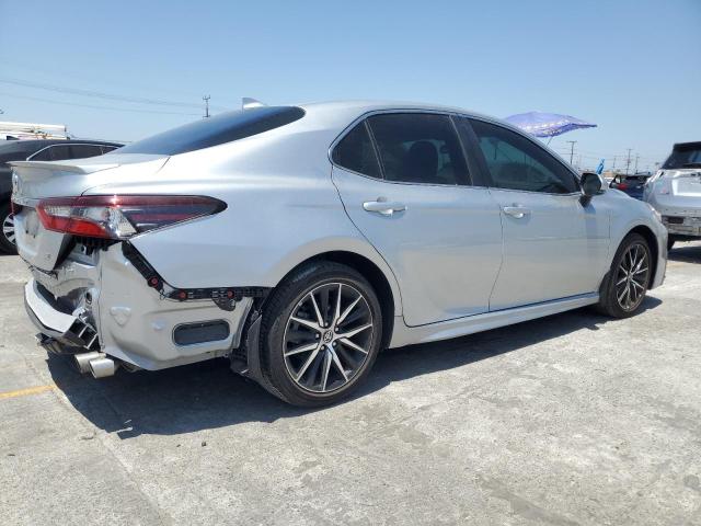  TOYOTA CAMRY 2024 Silver