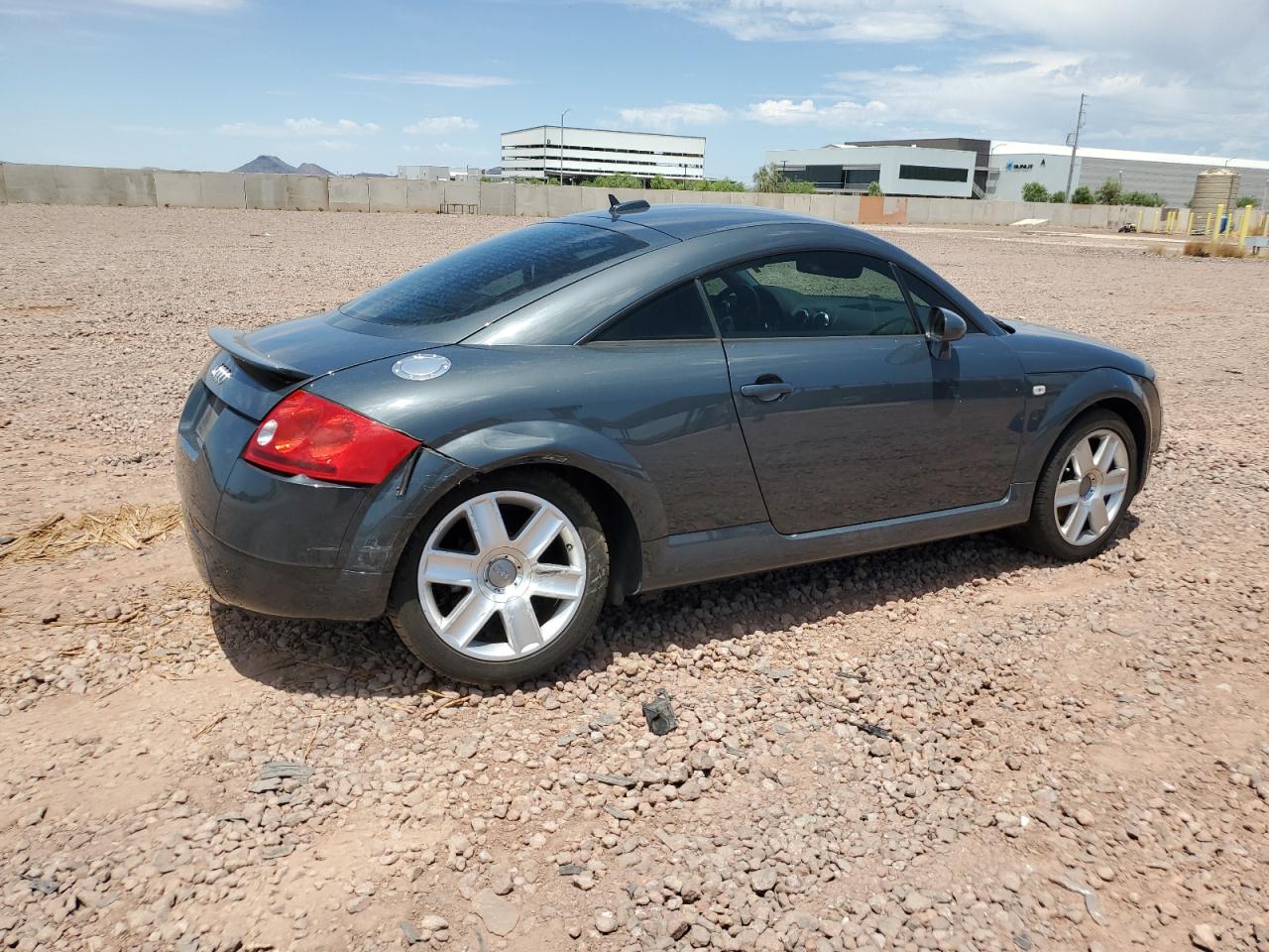 Фото: TRUSC28N761005653