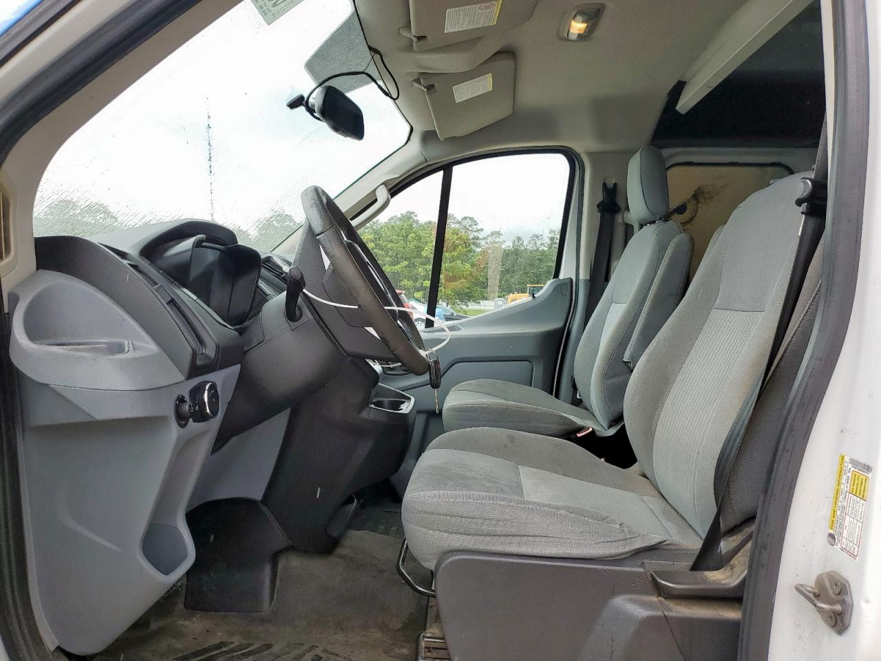 2015 Ford Transit Cargo Van T- VIN: 1FTNR1ZM9FKA47077 Lot: 63319935