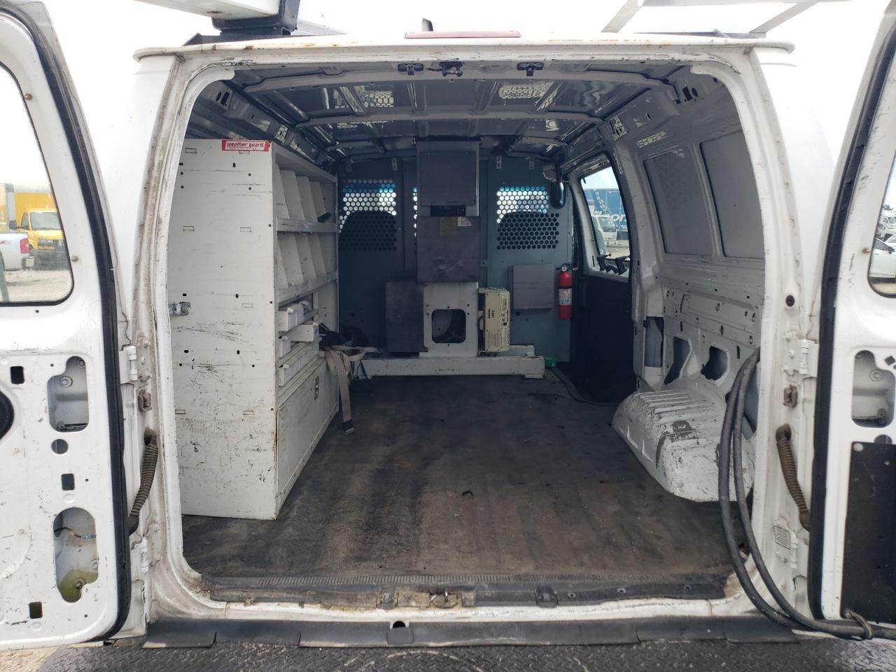 1996 Ford Econoline E350 Van VIN: 1FTJE34H5THB38937 Lot: 64519195