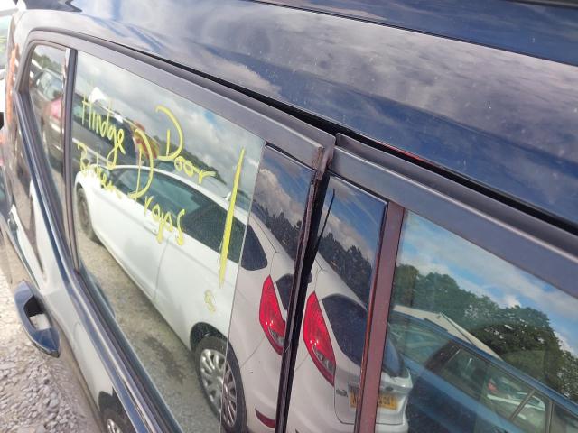 2022 VOLVO XC40 2.0 B4P PLUS DARK 5DR AWD AUTO