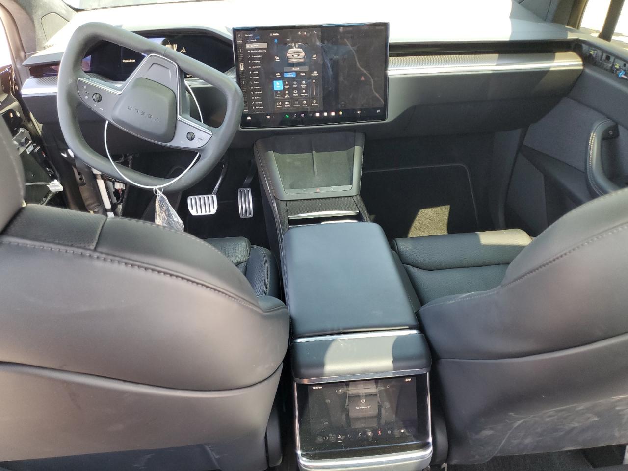 2022 Tesla Model X VIN: 7SAXCBE62NF351552 Lot: 62916755