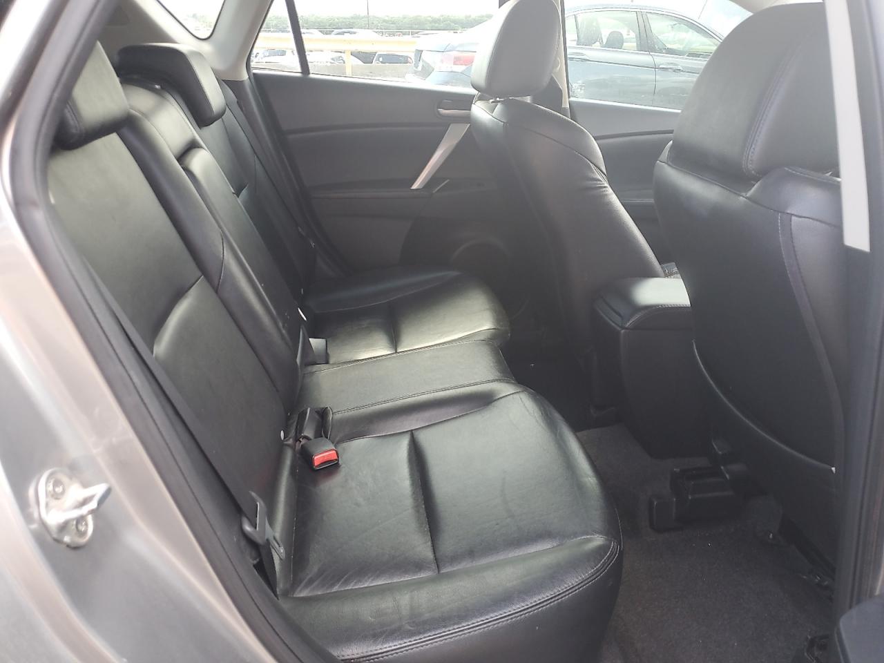 2010 Mazda 3 S VIN: JM1BL1H59A1334819 Lot: 63932775