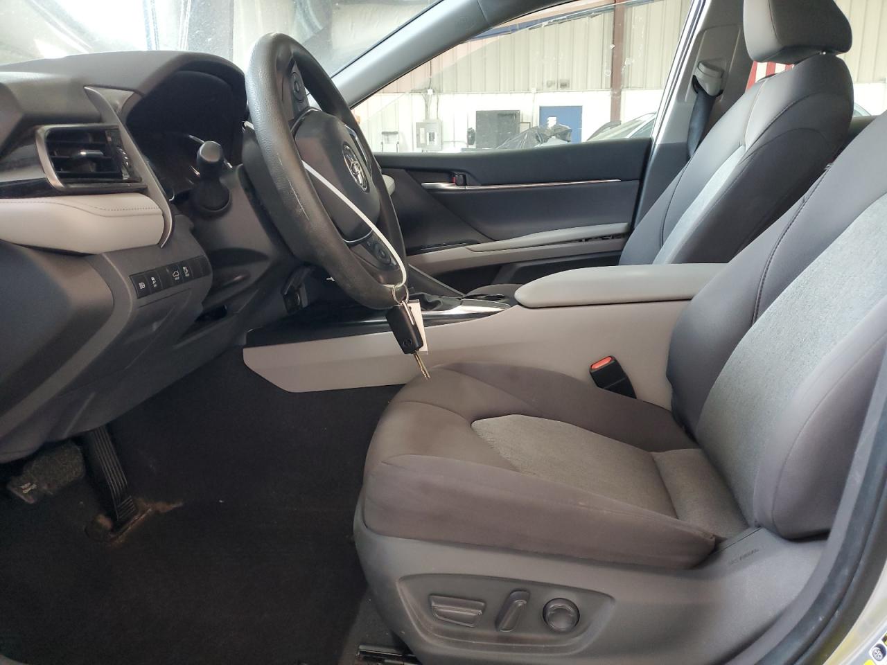 2020 Toyota Camry Le VIN: 4T1C11AK0LU326731 Lot: 66522275