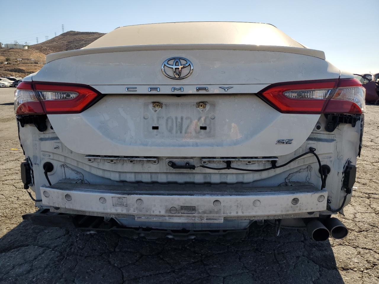 2018 Toyota Camry L VIN: JTNB11HK2J3072833 Lot: 65785655