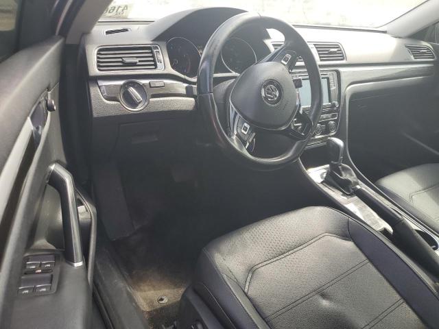  VOLKSWAGEN PASSAT 2016 Gray