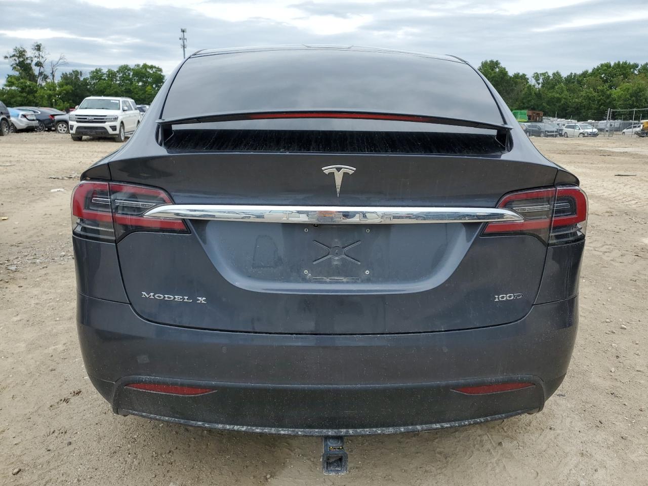 2018 Tesla Model X VIN: 5YJXCDE27JF103460 Lot: 64570385