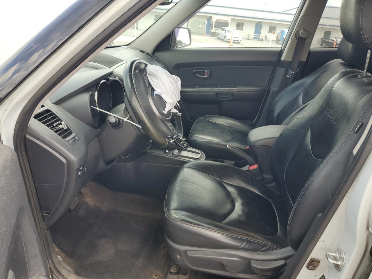 2010 Kia Soul + VIN: KNDJT2A27A7167388 Lot: 65210415