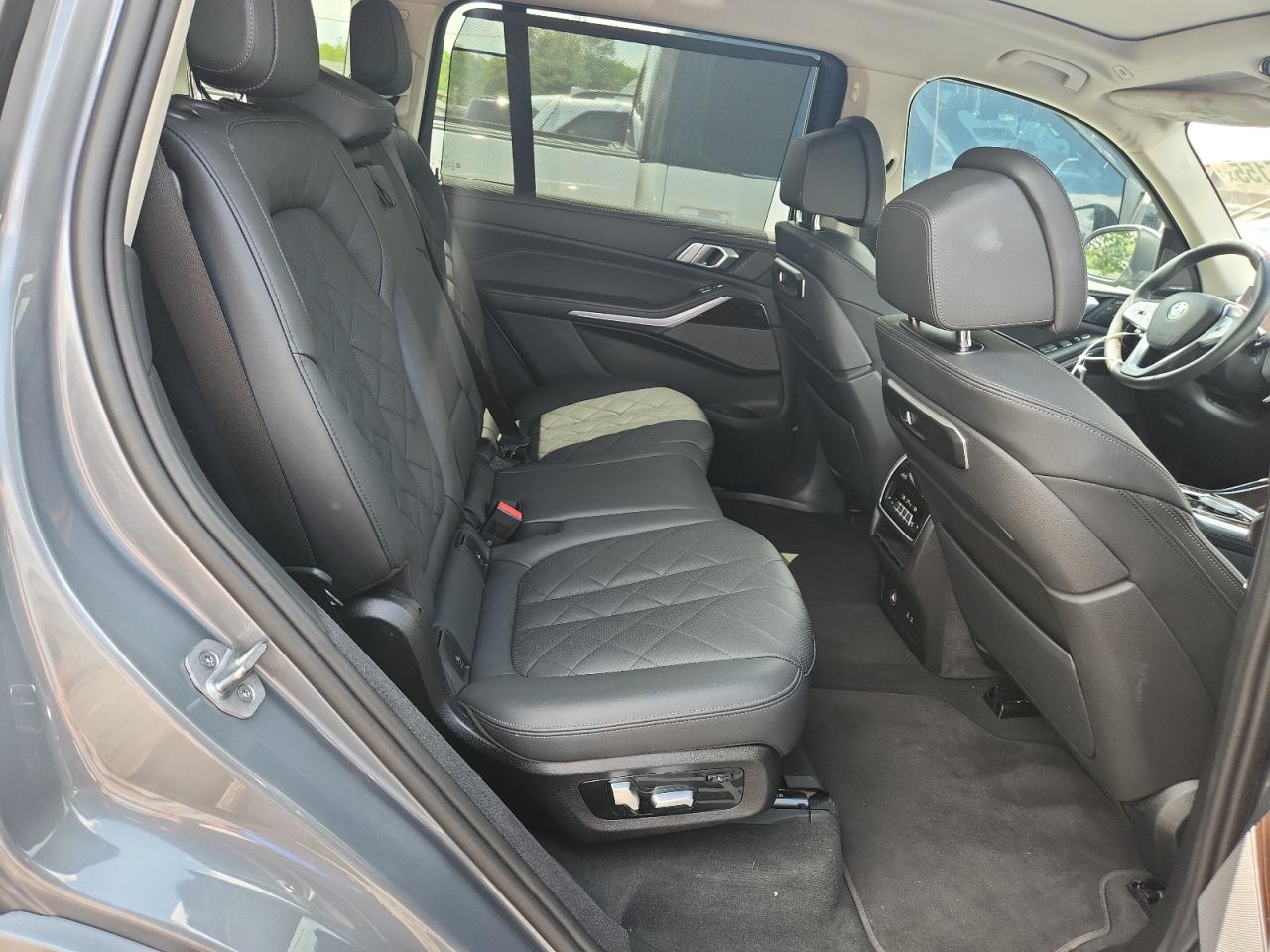 2025 BMW X7 xDrive40I VIN: 5UX23EM05S9W32948 Lot: 61665155