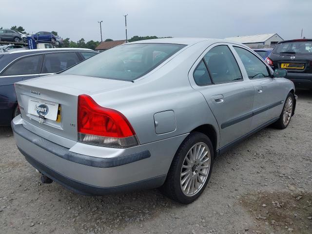 2004 VOLVO S60 D5 SE