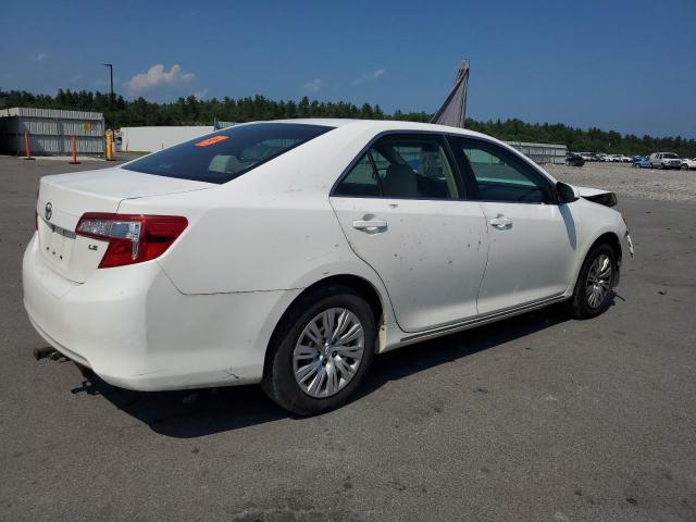  TOYOTA CAMRY 2013 Biały