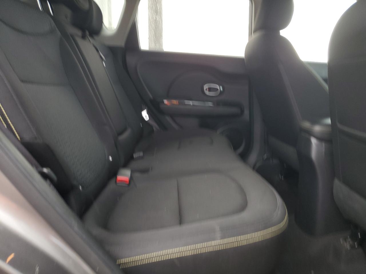 2016 Kia Soul + VIN: KNDJP3A52G7337038 Lot: 67210915