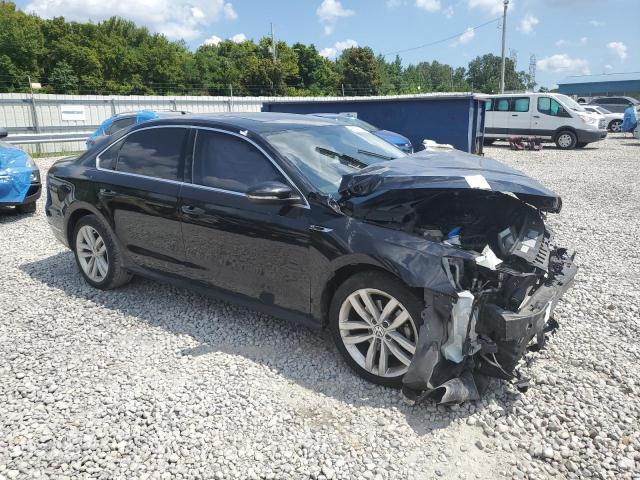  VOLKSWAGEN PASSAT 2018 Черный
