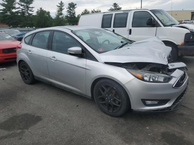 Хэтчбеки FORD FOCUS 2016 Серебристый