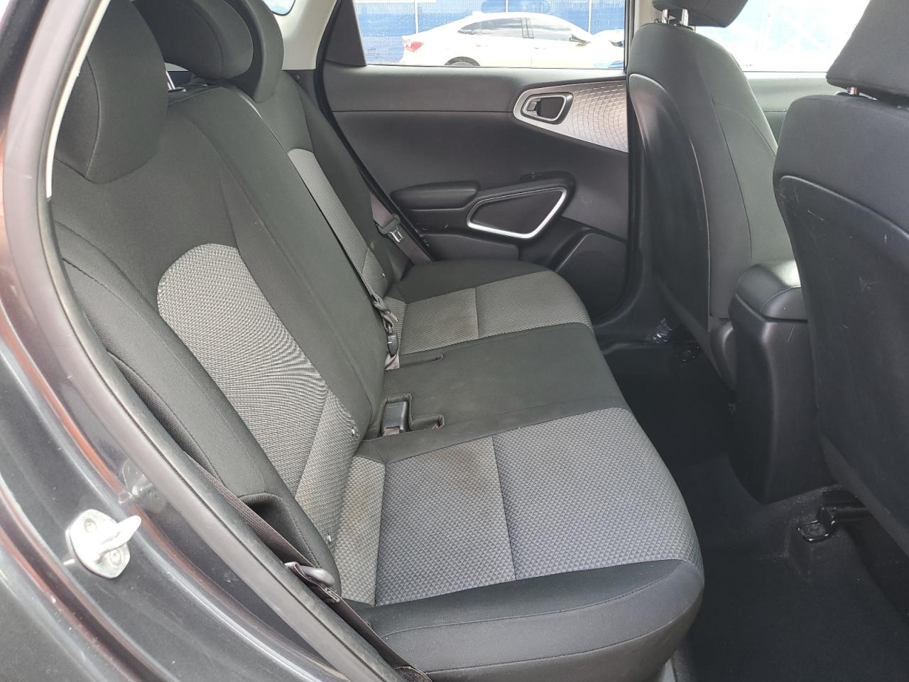 2020 Kia Soul Lx VIN: KNDJ23AUXL7118425 Lot: 64862985