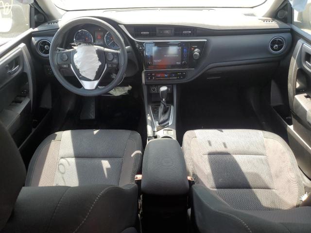  TOYOTA COROLLA 2017 Srebrny
