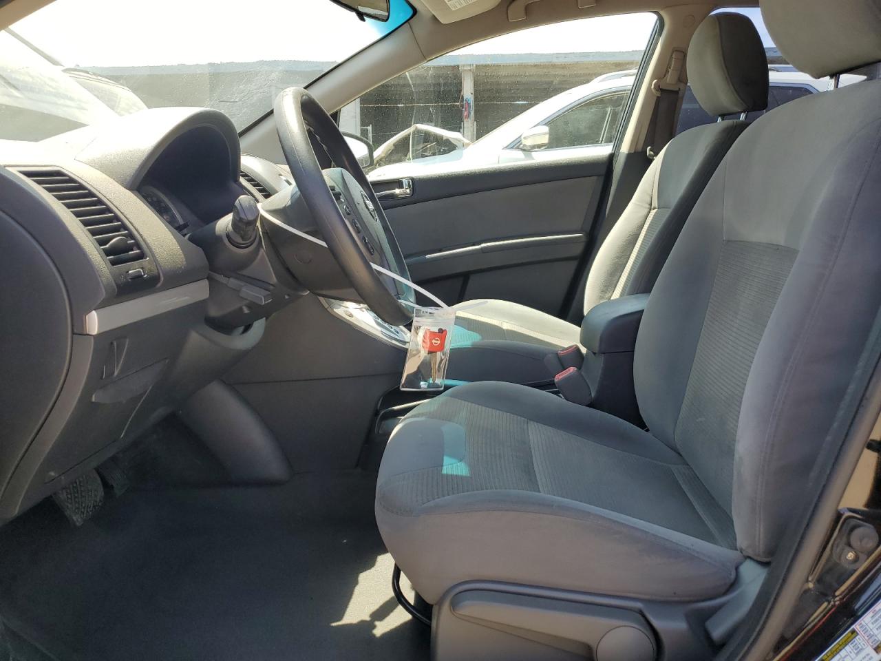 2010 Nissan Sentra 2.0 VIN: 3N1AB6AP8AL632653 Lot: 62944355
