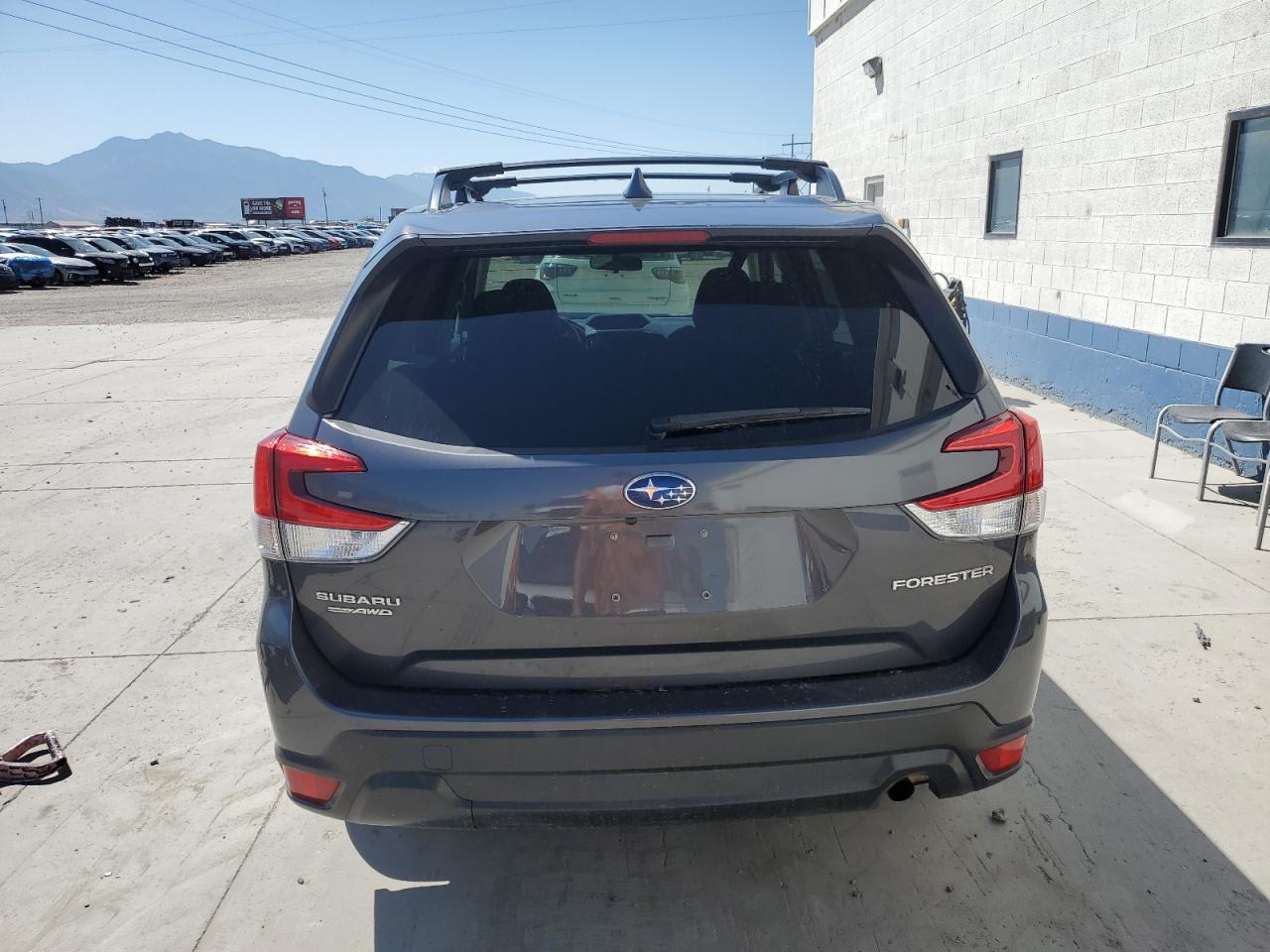 2021 Subaru Forester Premium VIN: JF2SKAJC7MH461254 Lot: 62882475