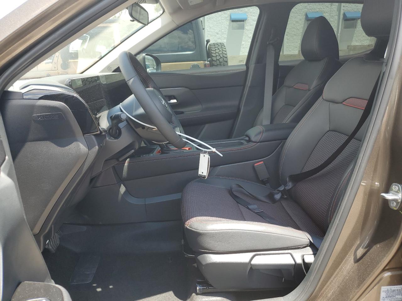 2025 Nissan Kicks Sr VIN: 3N8AP6DB6SL381913 Lot: 63219305