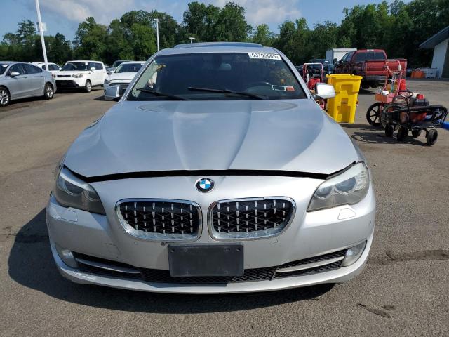 Седаны BMW 5 SERIES 2012 Серебристый