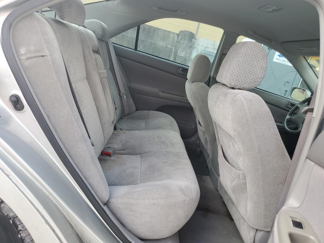 2004 Toyota Camry Le VIN: 4T1BE32K94U930001 Lot: 64251855