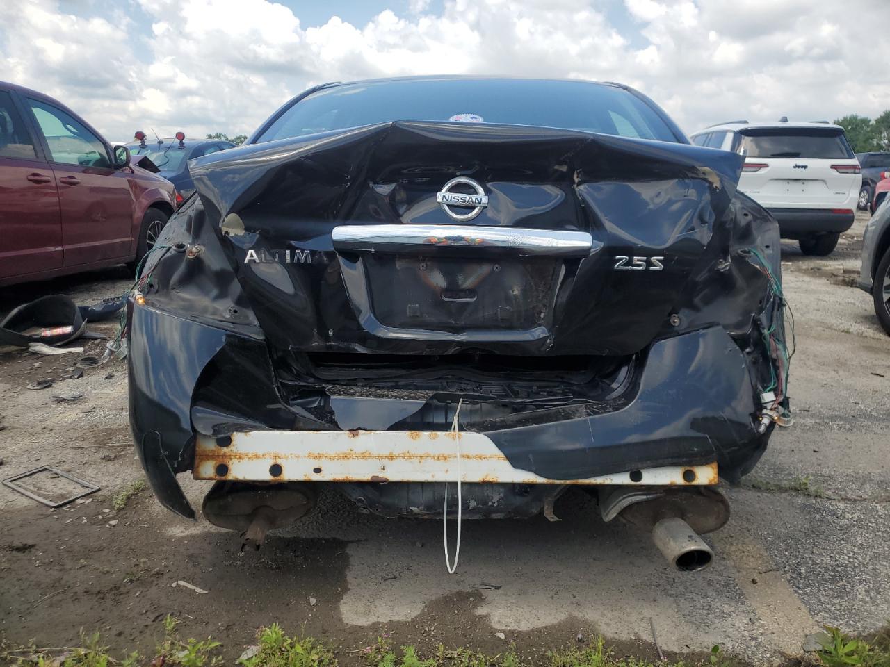 2011 Nissan Altima Base VIN: 1N4AL2AP1BN477230 Lot: 63864055