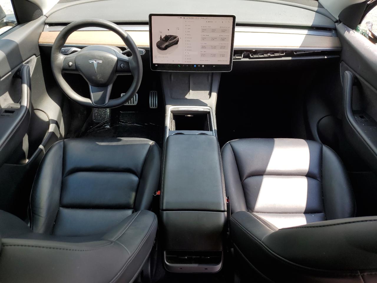 2022 Tesla Model Y VIN: 7SAYGDEF1NF512218 Lot: 63493095