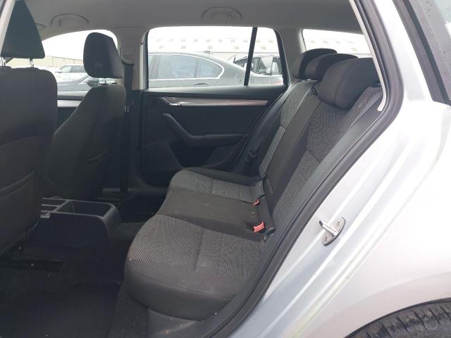 2013 SKODA OCTAVIA SE