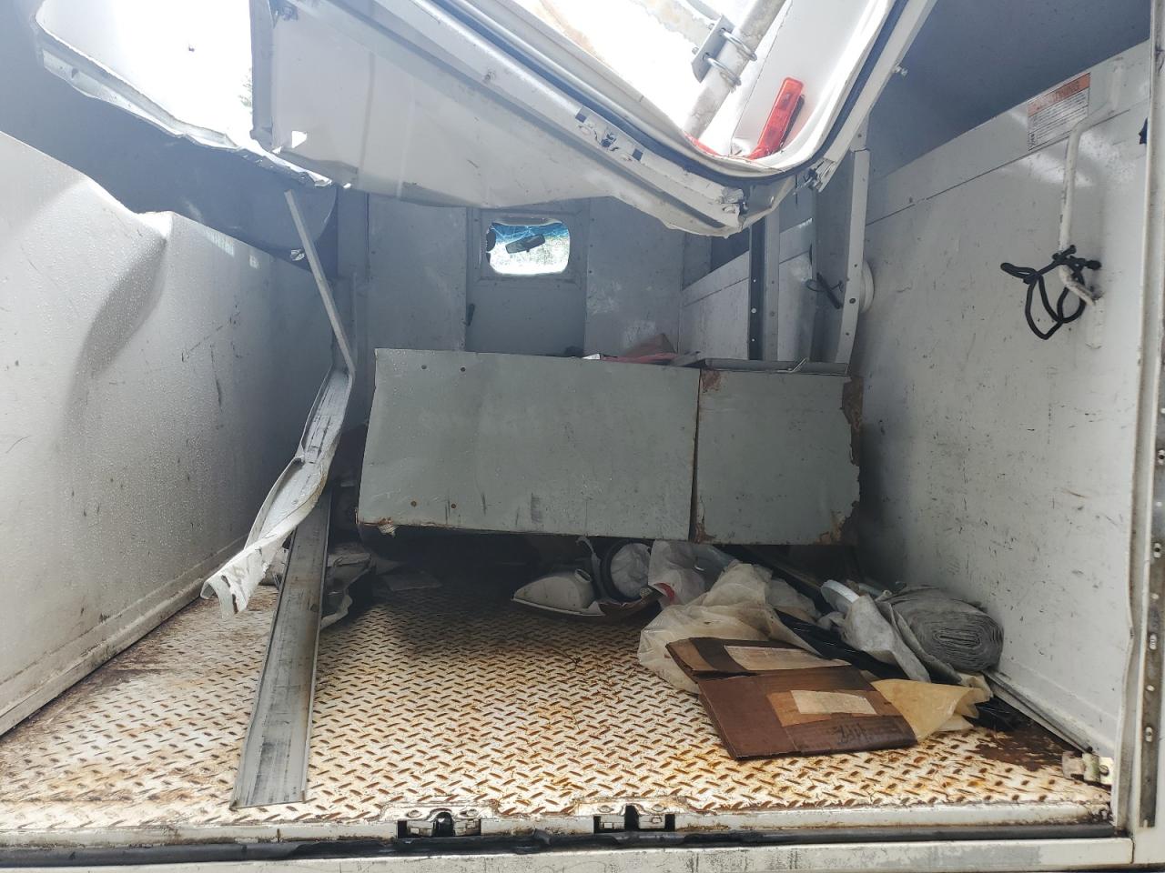 2015 Chevrolet Express G3500 VIN: 1GB0G2CG5F1117483 Lot: 63311015