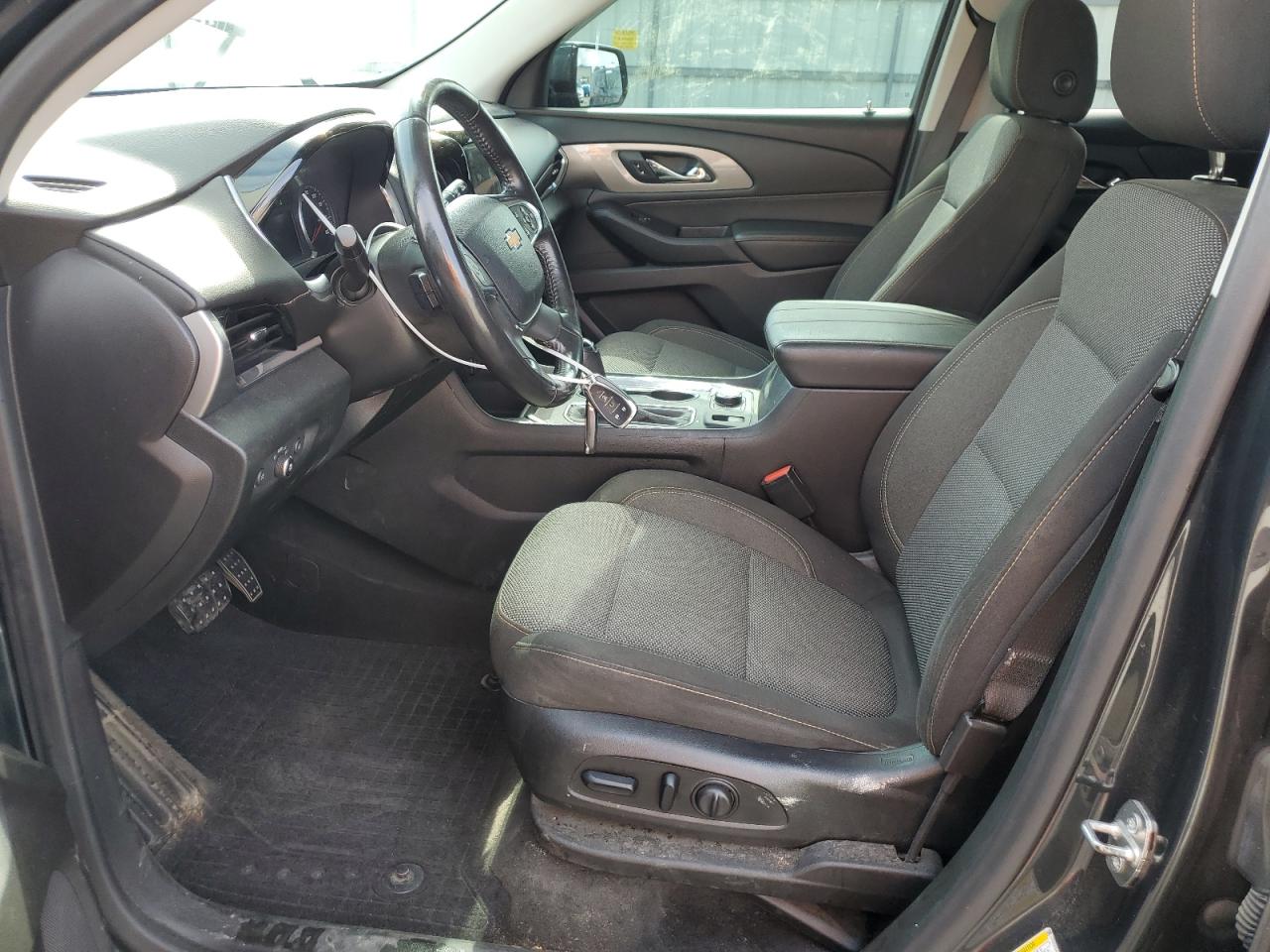2019 Chevrolet Traverse Lt VIN: 1GNERGKWXKJ160090 Lot: 64188095
