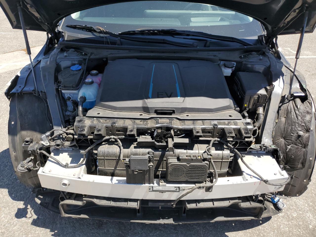 2022 Hyundai Ioniq 5 Limited VIN: KM8KRDAF0NU066021 Lot: 63304385