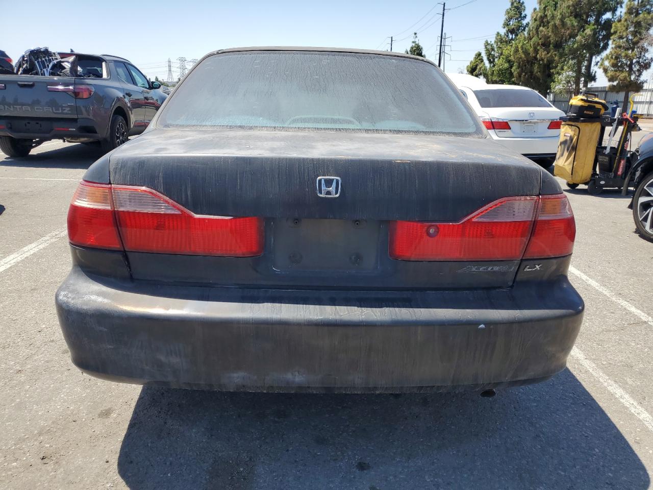 2000 Honda Accord Lx VIN: 3HGCG6659YG706682 Lot: 63531045
