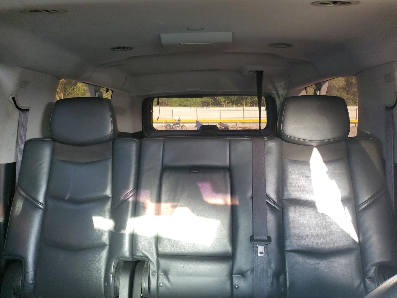 2016 Cadillac Escalade Esv Luxury VIN: 1GYS3HKJ0GR181105 Lot: 66955705