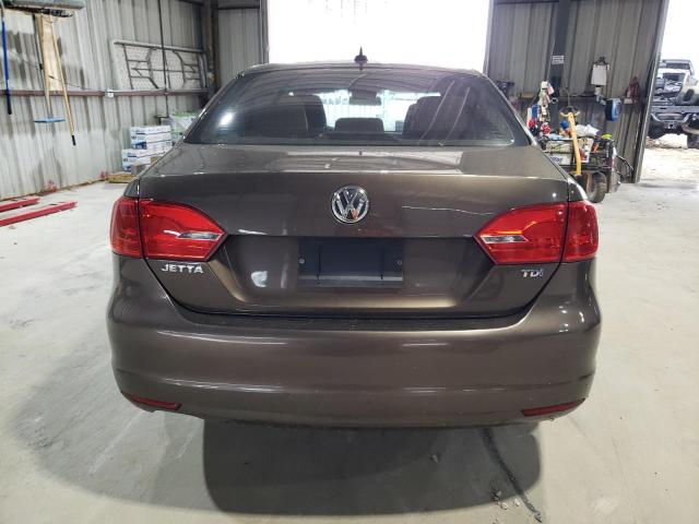  VOLKSWAGEN JETTA 2014 Brązowy