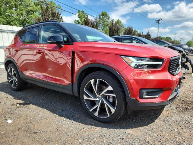  VOLVO XC40 2021 Czerwony